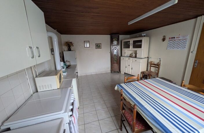 BUBRY MAISON A USAGE D HABITATION DE 90M² ENVIRON HABITABLE AVEC GARAGE ET DEPENDANCE EN PIERRE PARCELLE DE 8022M² ENVIRON — photo 4