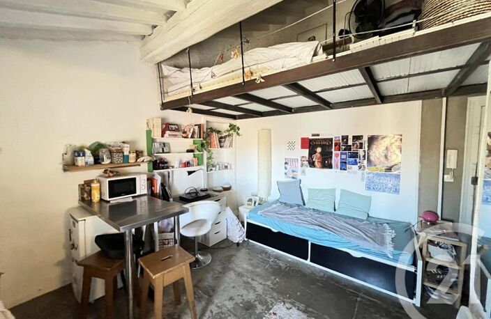 Studio — photo 2