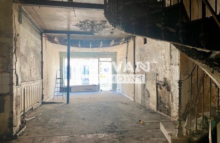 COEUR NIVERNAIS - MAISON SUR TROIS NIVEAUX A RESTAURER — photo 3