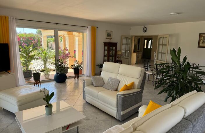 Villa avec piscine sur 1600m2 de terrain — photo 4