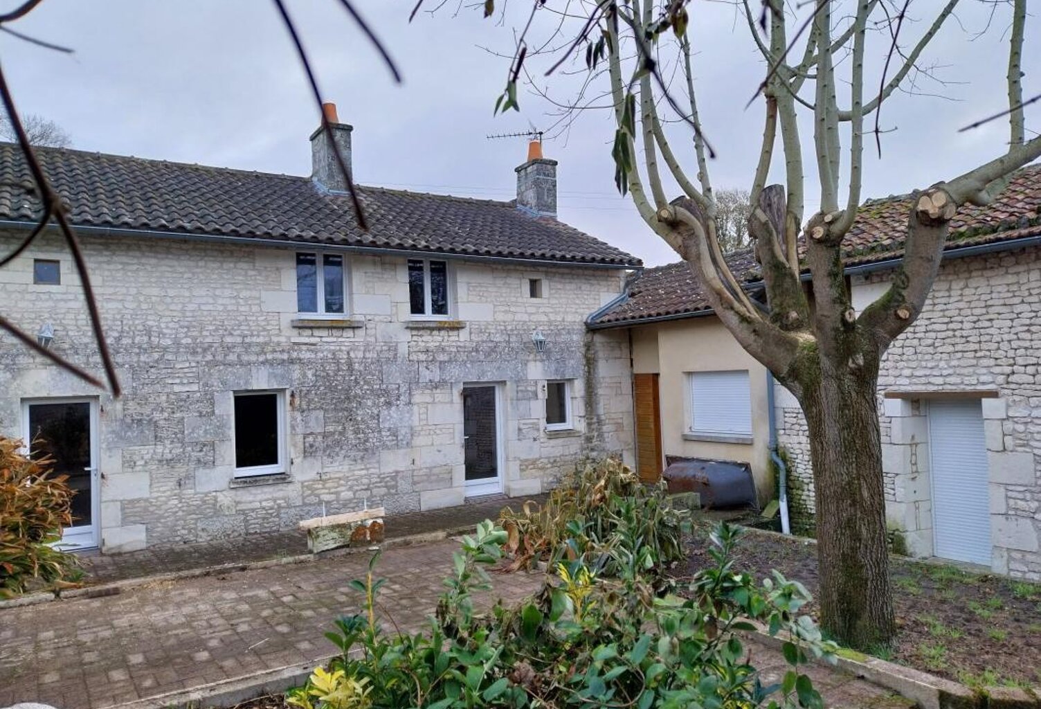 Maison À Vendre — photo 1