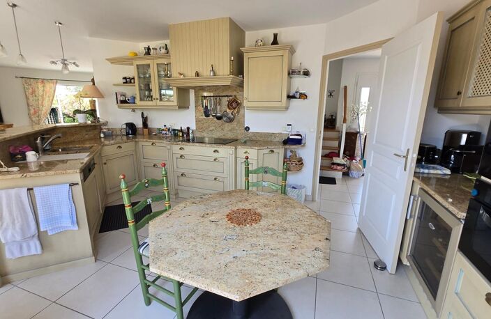 Propriété d'exception À Vendre — photo 4