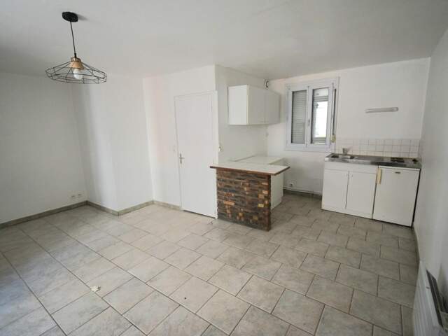 Studio 24m², cuisine ouverte, proche Université. — photo du bien
