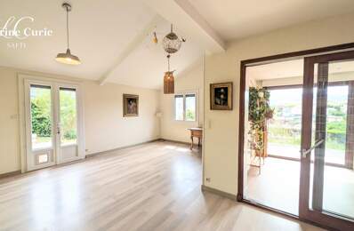 Maison T6 de 155m² avec véranda et garage — photo du bien
