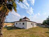 Maison avec vue dégagée et piscine — photo 4