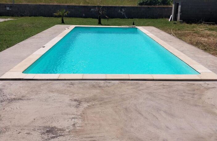 Maison avec vue dégagée et piscine — photo 5