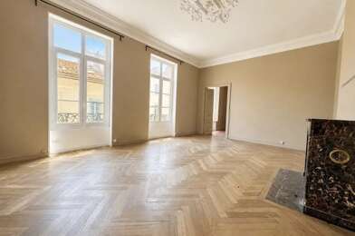 Appartement 8 pièces 650000 €