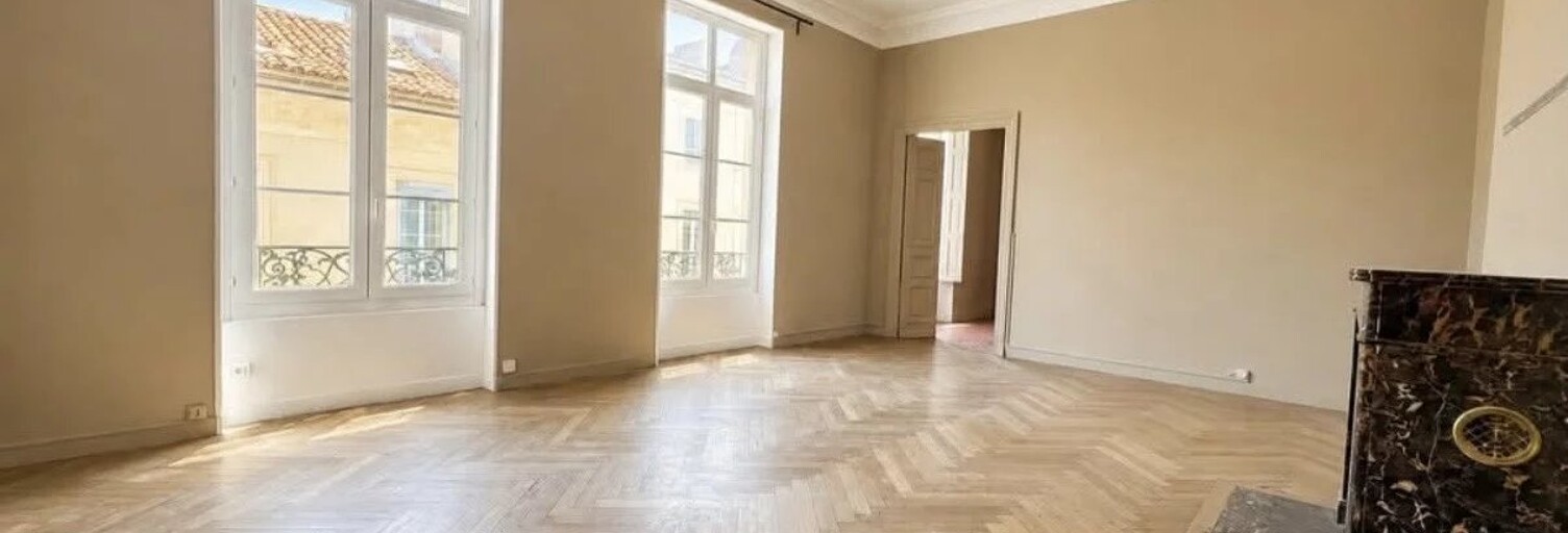 Appartement 8 Pièces 206 m² à vendre à Nîmes (30000)