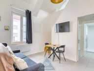 VILLEURBANNE HYPER-CENTRE – Ensemble immobilier en pleine propriété – 8 logements exploités en location meublée – Investissement clé en main — photo 2