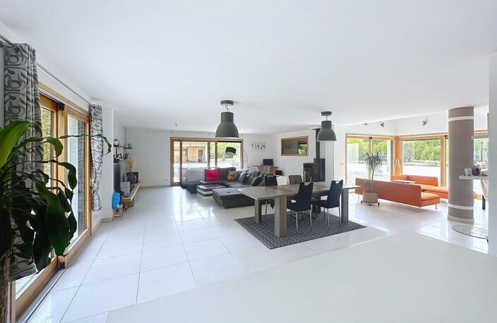 Maison moderne de 220 m2  avec piscine — photo 2