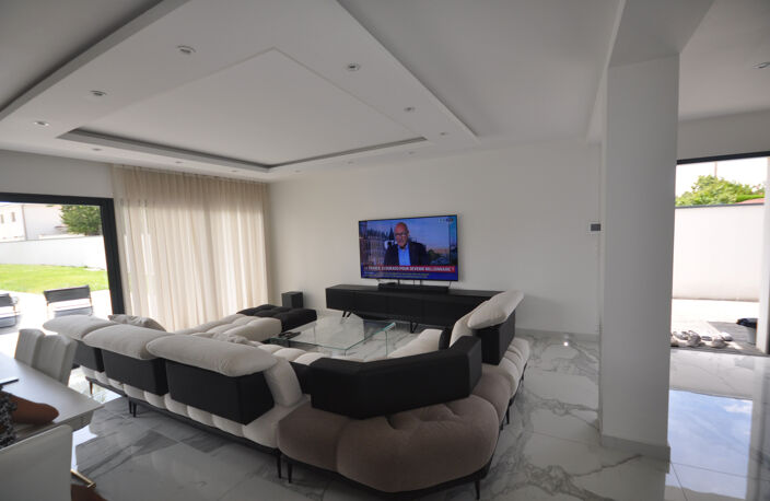 PLAISANCE DU TOUCH-VILLA HAUTE EN GAMME 184 m2 — photo 3