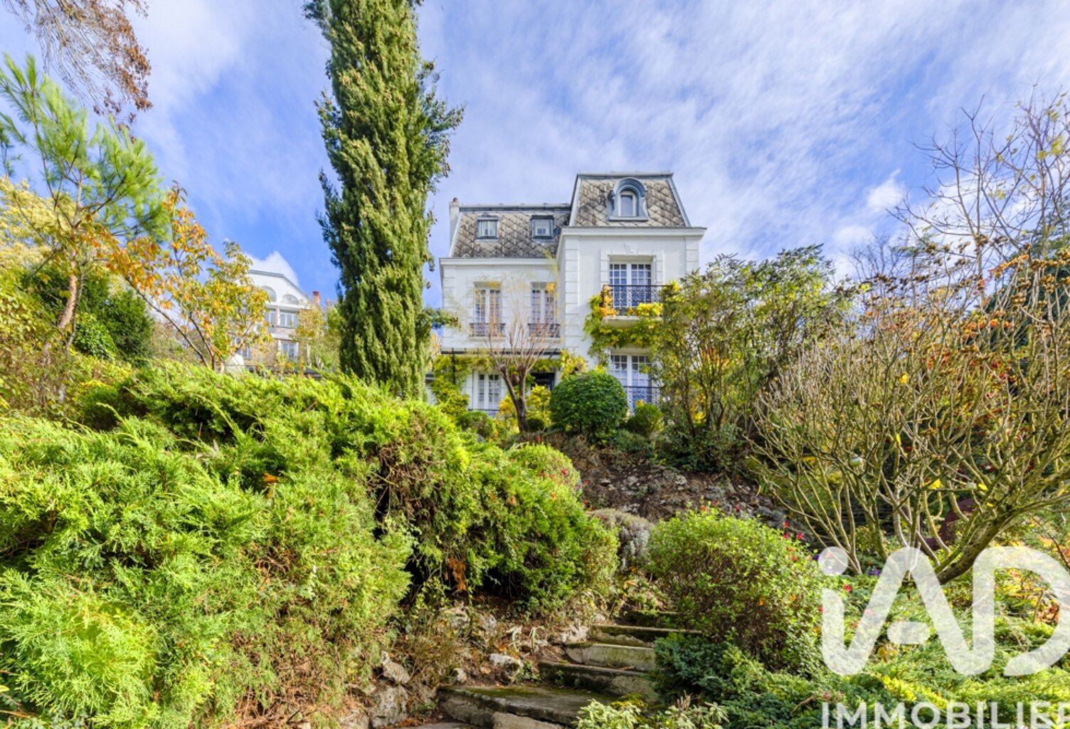 Vente Maison/villa 8 pièces — photo 1