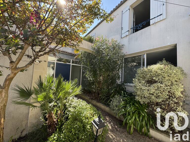 Vente Immeuble 179 m&sup2; — photo 1