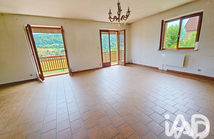 Vente Maison/villa 8 pièces — photo 2