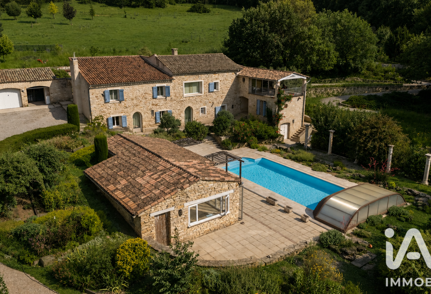 Vente Domaine 7 pièces — photo 1