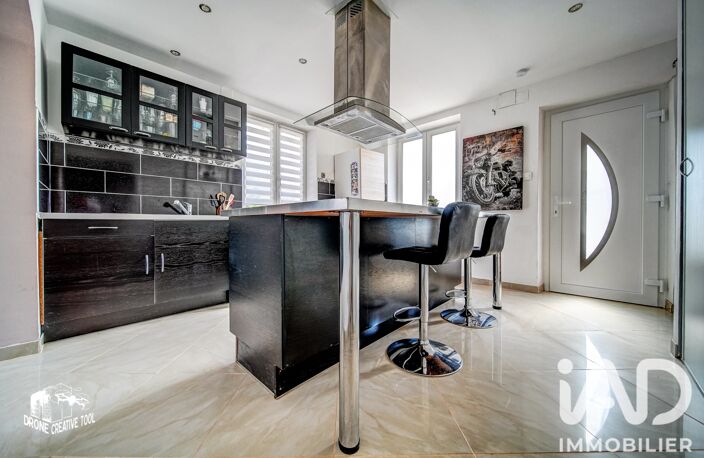 Vente Maison de village 5 pièces — photo 2