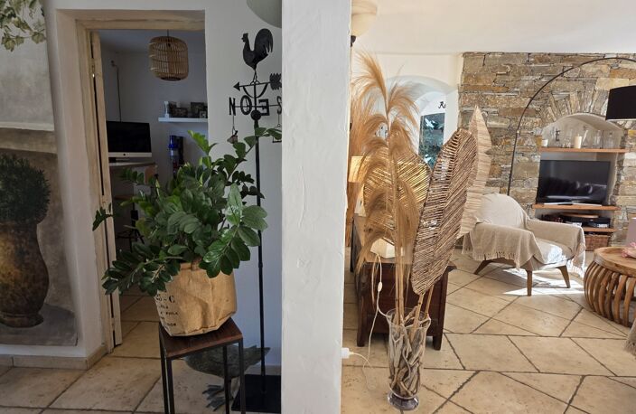 Vente Maison/villa 8 pièces — photo 4