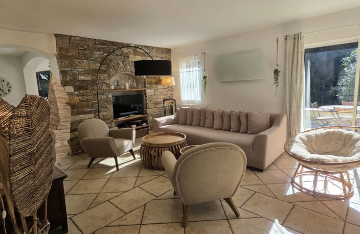 Vente Maison/villa 8 pièces — photo 5