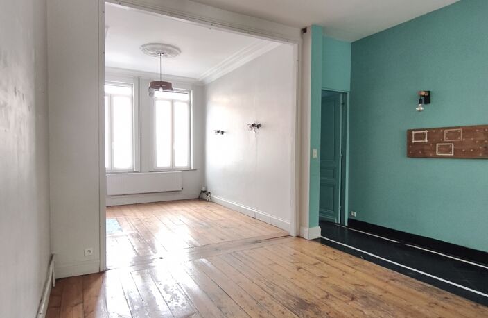 Vente Maison/villa 6 pièces — photo 2