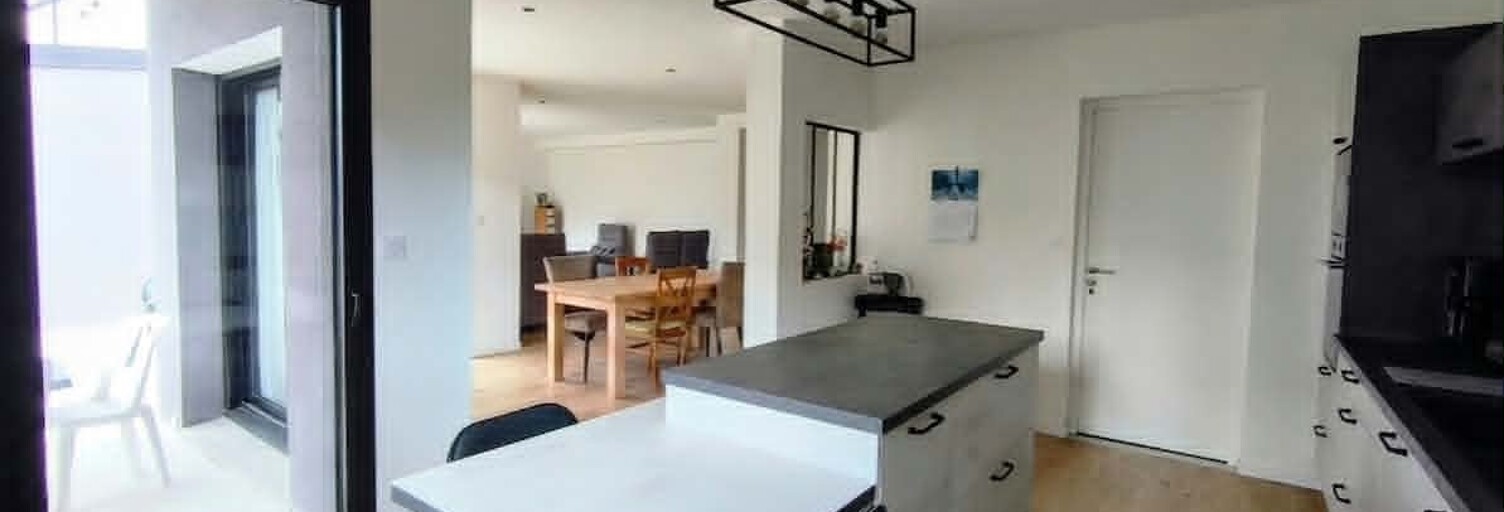 Maison 6 Pièces 148 m² à vendre à La Chapelle-des-Fougeretz (35520)
