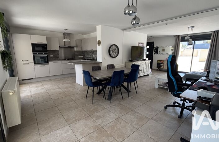 Vente Maison/villa 5 pièces — photo 4