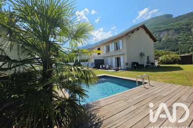 Maison 5 pièces 379000 €
