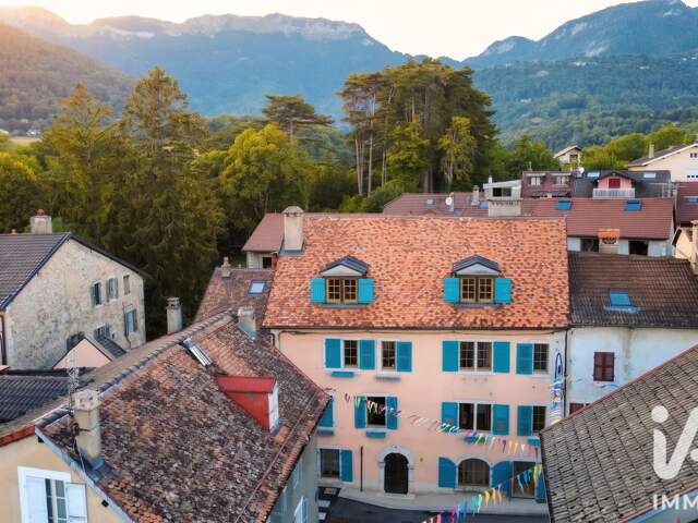 Vente Maison/villa 8 pièces — photo du bien