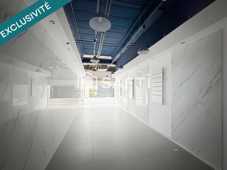 LOCAL COMMERCIAL — photo 1