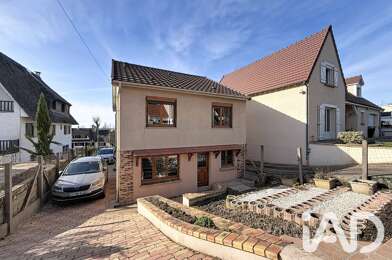 Maison 5 pièces 1700 €