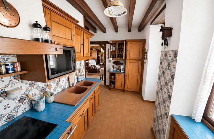 Vous recherchez le calme, la nature et un cadre de vie paisible ? Cette propriété au beau potentiel n'attend plus que vous ! — photo 4
