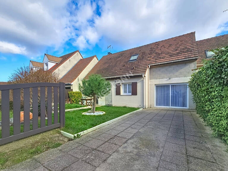 Maison familiale à Luzarches avec confort de plain-pied ? Quartier recherché, à deux pas du centre-ville — photo 1