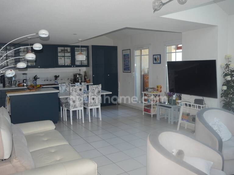 Appartement à vendre 4 pièces GUJAN MESTRAS (33) — photo 1