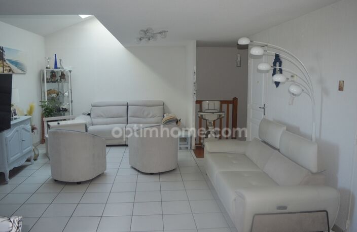 Appartement à vendre 4 pièces GUJAN MESTRAS (33) — photo 2