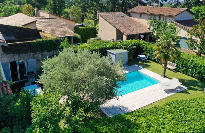 VILLA PISCINE DPE B CENTRE ST DIDIER AU MONT D'OR — photo 2