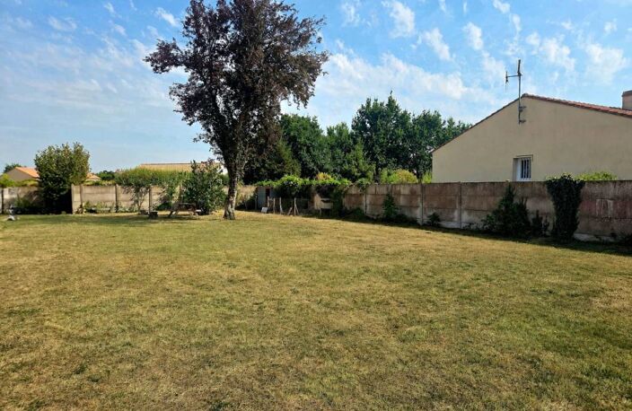 Terrain constructible non viabilisé 437 m² - Libre de constructeur — photo 2