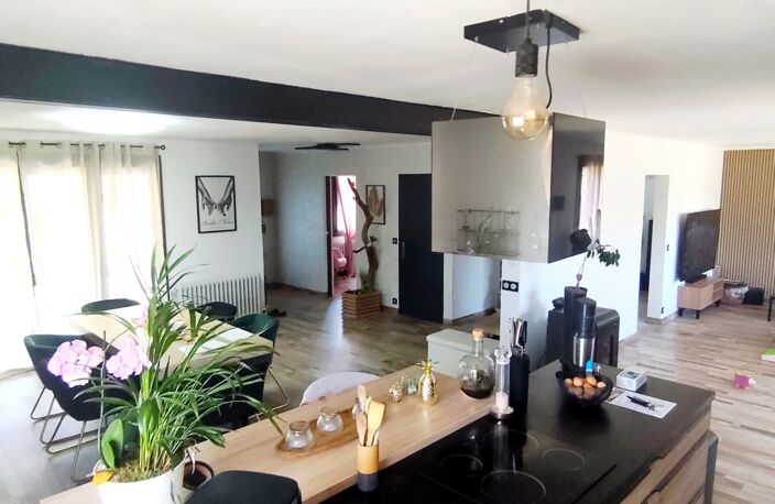 Maison familiale à Dole : un lieu de vie où il fait bon se retrouver — photo 3