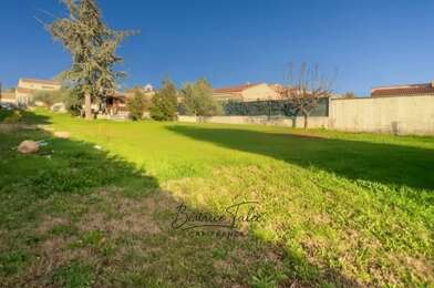 Terrain  225000 €