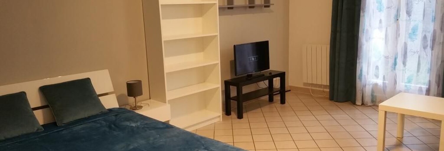 Appartement 1 Pièce 33 m² à louer à Saint-Cyr-l'École (78210)