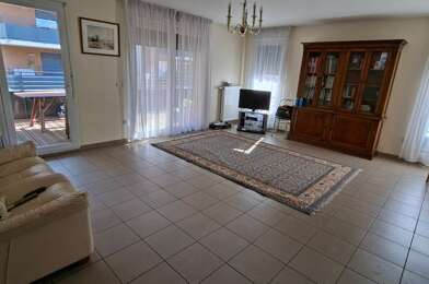 Appartement 3 pièces 1370 €