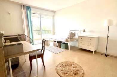 Appartement 1 pièces 620 €