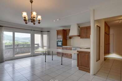 Appartement 4 pièces 1040 €