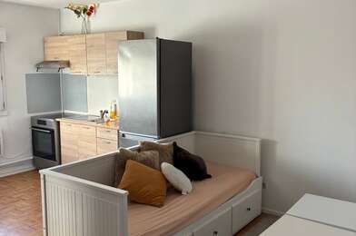 Appartement 2 pièces 1140 €