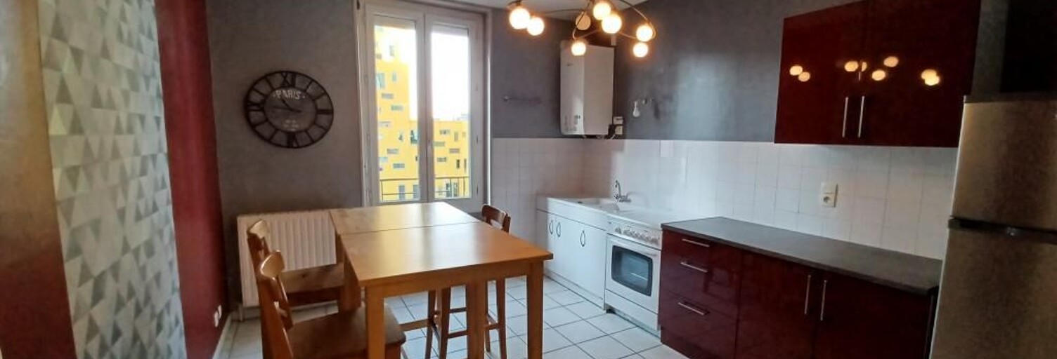 Appartement 1 Pièce 50 m² à louer à Saint-Étienne (42000)