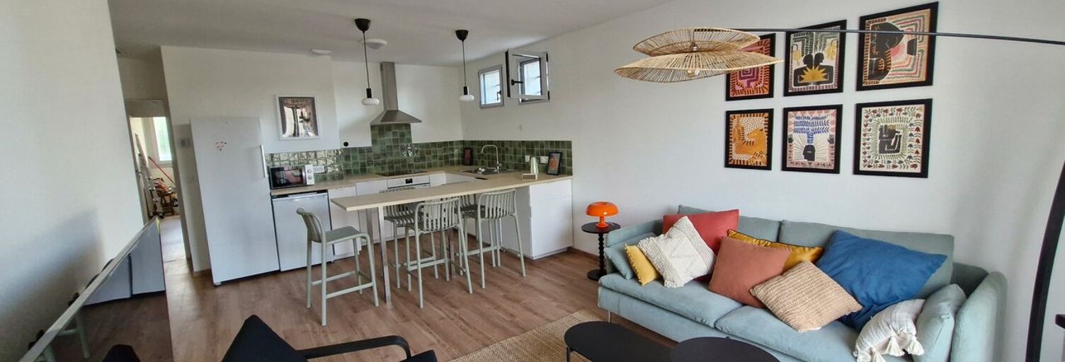 Appartement 1 Pièce 14 m² à louer à La Couronne (16400)