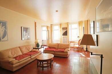 Appartement 4 pièces 240000 €