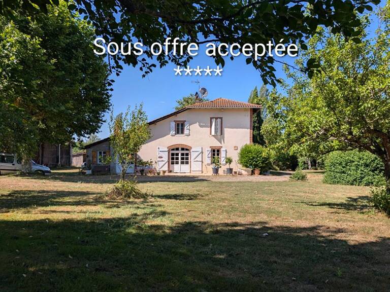 Maison Pouy De Touges 7 pièces 253 m2 avec 14 hectares — photo 1