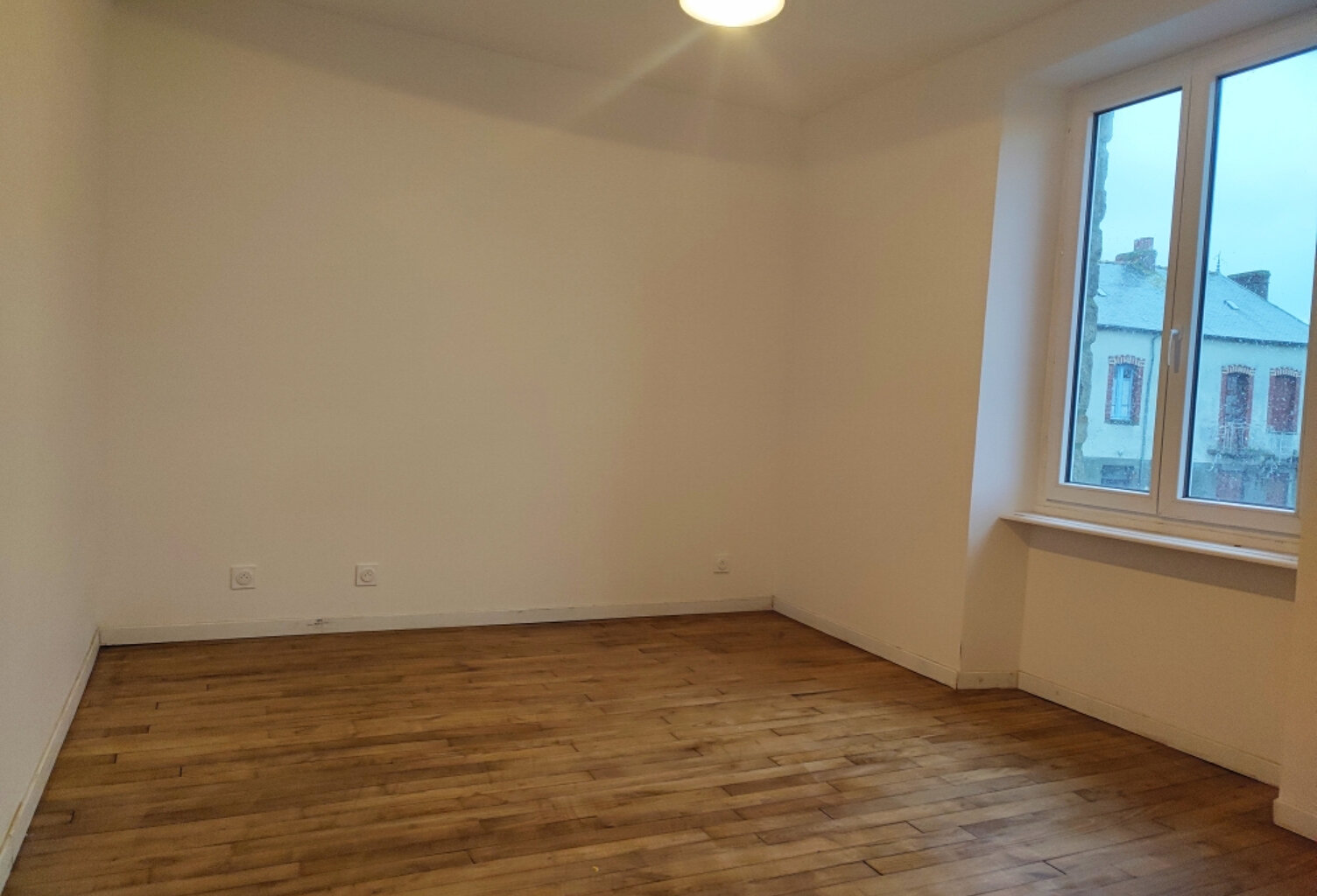 Plumaugat : Maison en Pierres 3 chambres — photo 1