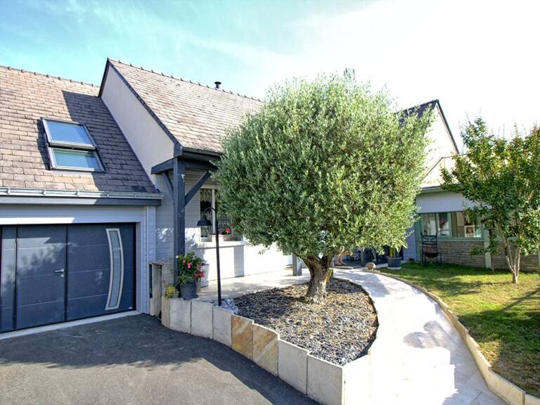 5 mn de Montreuil-Juigné Maison  totalement aboutie de 170 m² — photo 1