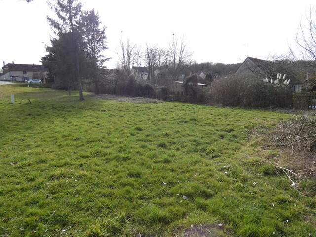 Terrain viabilisé 747 m² — photo du bien