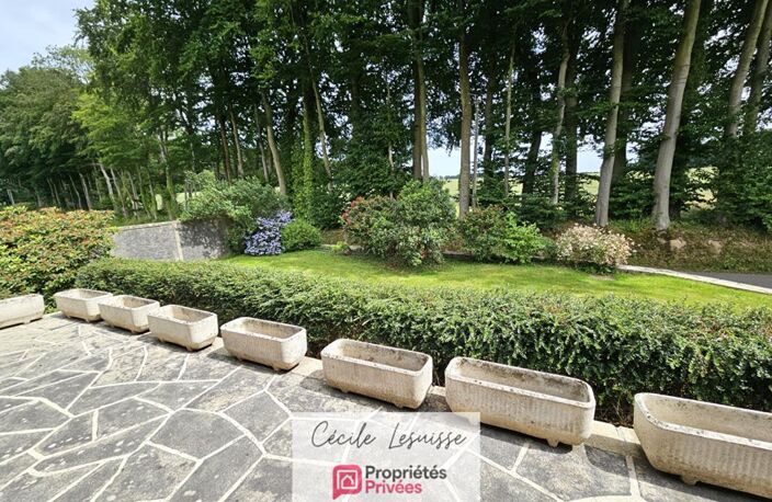 Pavillon sur sous-sol complet avec dépendances et garages — photo 2